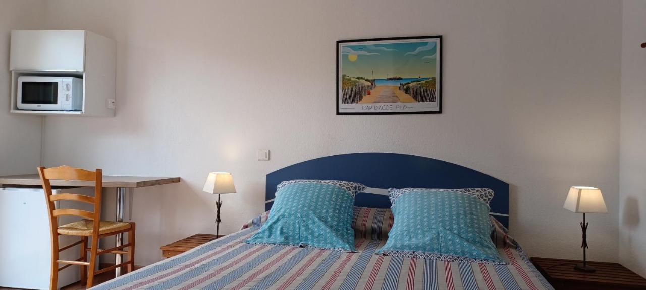 Chambres D'Hotes La Gardie Виас Экстерьер фото